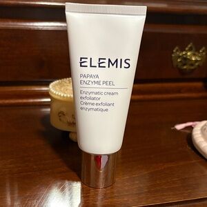 Elemis Papaya Enzyme Peel - White
